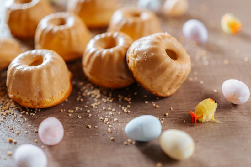 Mini babki ze słonym karmelem